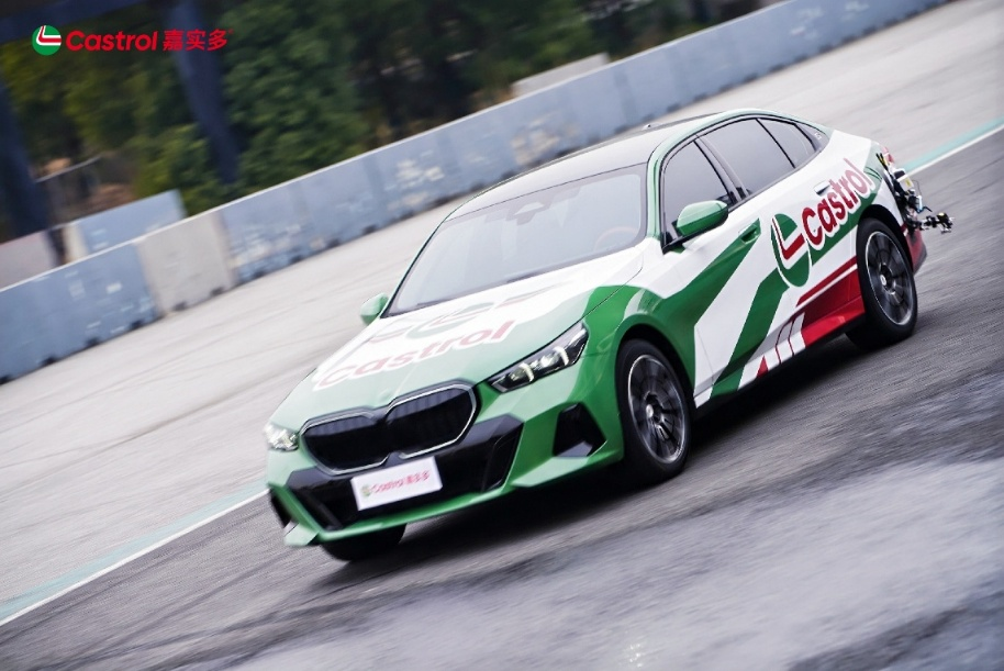 嘉实多品牌轮胎系列亮相：以移动安全科技，为消费者提供“一站式”汽车售后解决方案