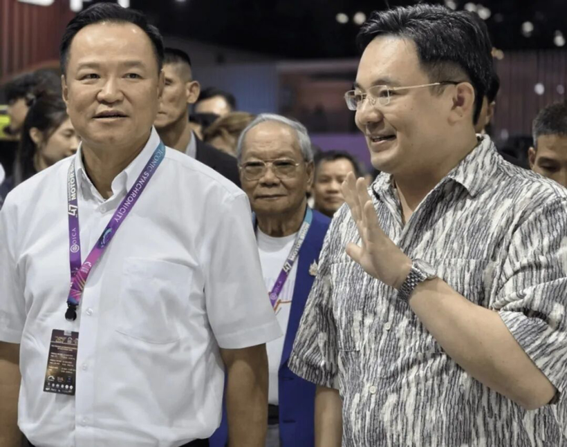 中国新能源汽车，接住了这泼天富贵